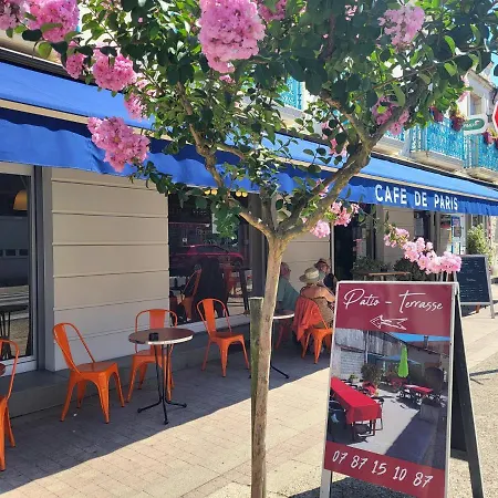 Cafe De Paris Hotel